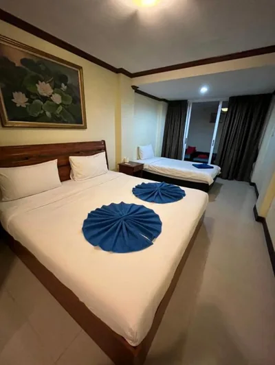 Triple Room — Blueskyhouse Patong